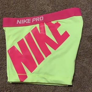 Nike spandex